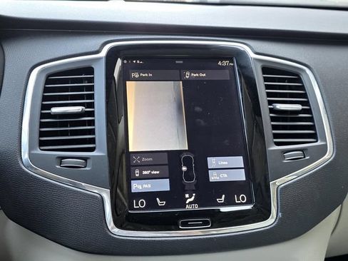 Used 2017 Volvo XC90 T6 Momentum w/ Vision Package AWD/4WD image 19