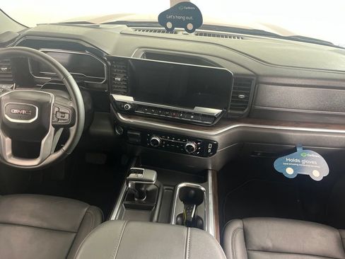 Certified 2025 GMC Sierra 1500 SLT w/ SLT Premium Plus Package AWD/4WD image 18