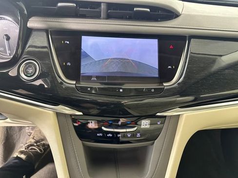 Used 2021 Cadillac XT6 Premium Luxury w/ LPO, Floor Liner Package image 22