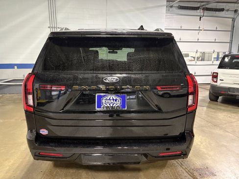 New 2025 Ford Expedition Tremor image 9