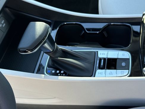 New 2026 Hyundai Tucson SE image 21