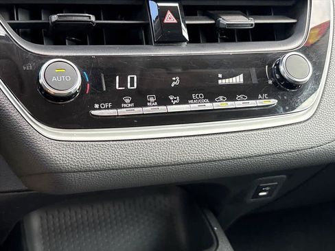 Used 2024 Toyota Corolla LE FWD image 16