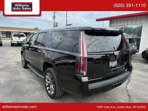 Used 2020 Cadillac Escalade ESV Luxury w/ Escalade Sport Edition AWD/4WD image 7
