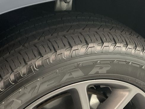 Used 2021 Jeep Grand Cherokee High Altitude image 12