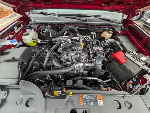 New 2025 Ford Ranger XLT w/ Equipment Group 301A High image 10