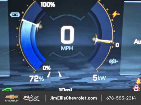 New 2026 Chevrolet Equinox EV LT image 24