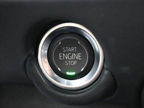 Used 2025 Chevrolet Tahoe LT image 18