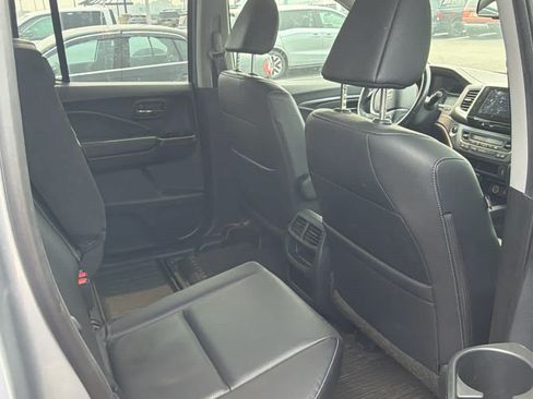 Used 2017 Honda Ridgeline RTL-T image 6
