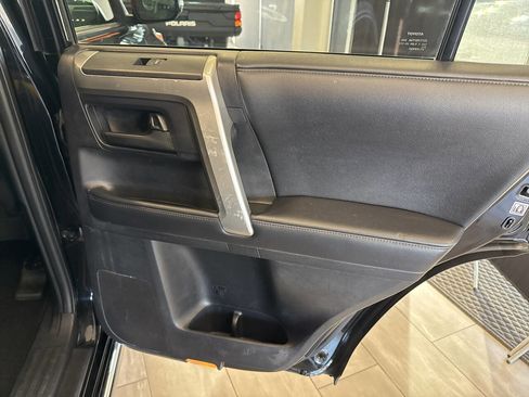 Used 2012 Toyota 4Runner Limited image 38