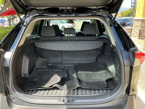 Used 2023 Toyota RAV4 LE AWD/4WD image 13