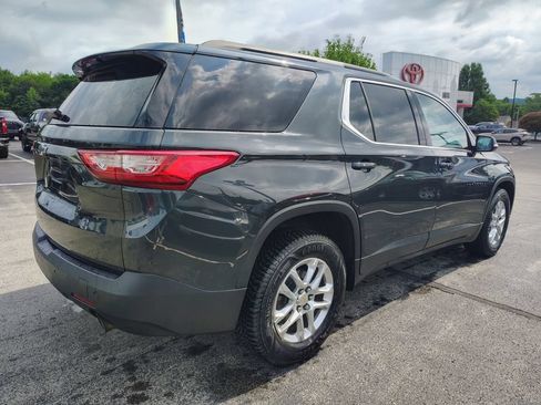 Used 2019 Chevrolet Traverse LT w/ LPO, Blackout Package AWD/4WD image 4