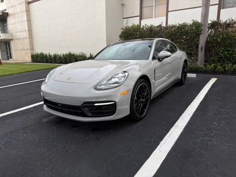 Used 2021 Porsche Panamera image 47