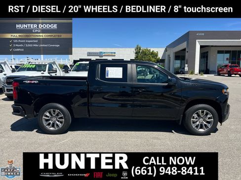 Used 2022 Chevrolet Silverado 1500 RST w/ LPO, Blackout Package AWD/4WD image 9