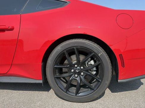 Used 2025 Ford Mustang GT RWD image 21