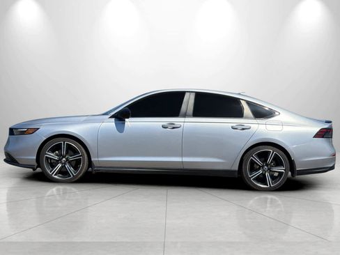Used 2024 Honda Accord Sport image 5
