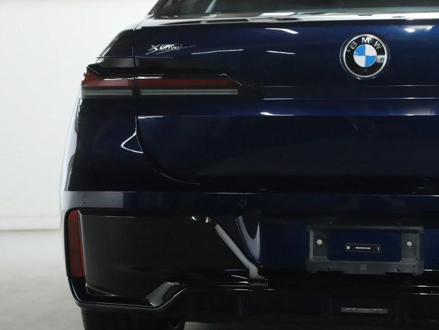 Used 2026 BMW 740i xDrive AWD/4WD image 48