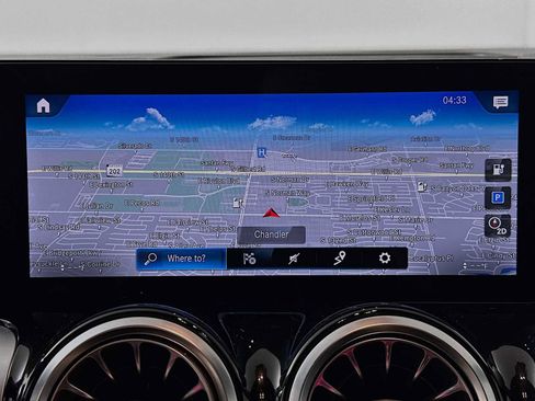 Used 2022 Mercedes-Benz EQB 300 EQB 300 image 17