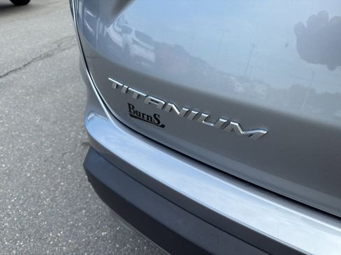 Used 2021 Ford Edge Titanium w/ Cargo Accessory Package image 9