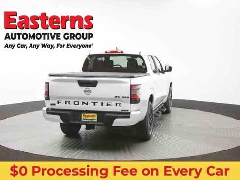 Used 2023 Nissan Frontier SV w/ Midnight Edition Package AWD/4WD image 35