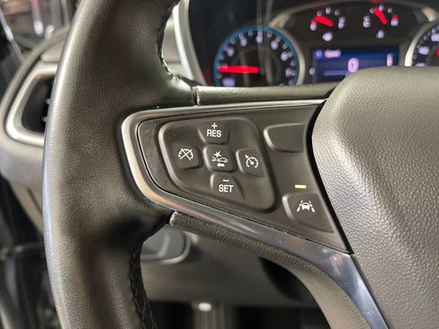 Used 2024 Chevrolet Equinox LT image 30