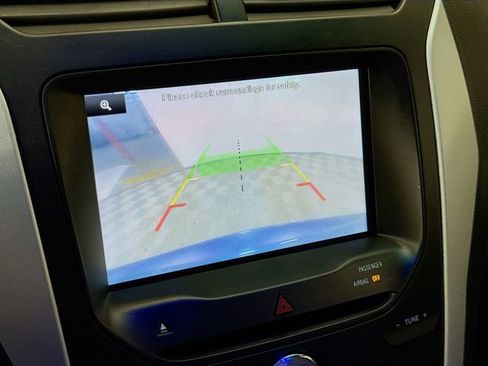 Used 2014 Ford Explorer XLT w/ Equipment Group 202A image 13