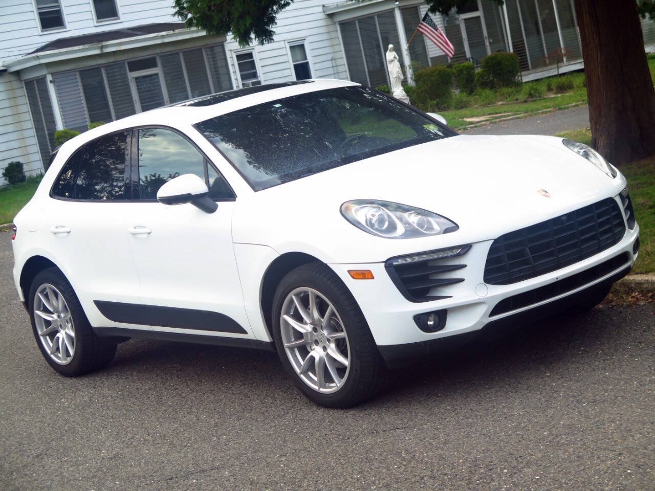 Used 2017 Porsche Macan S AWD/4WD image 30