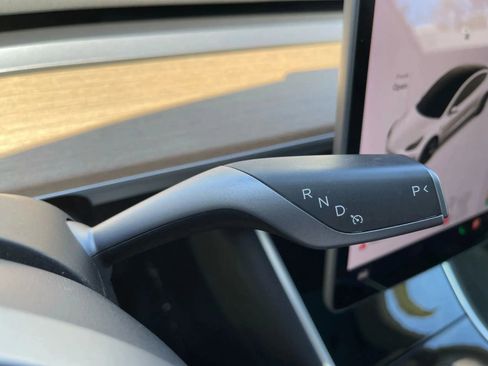 Used 2020 Tesla Model 3 Standard Range Plus RWD image 20