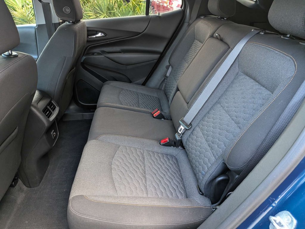 Used 2021 Chevrolet Equinox LT FWD image 15
