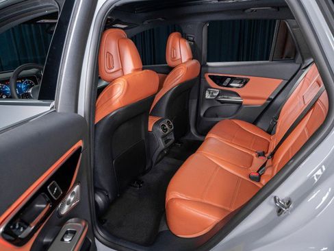 New 2026 Mercedes-Benz GLC 300 image 25