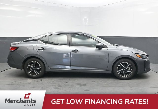 Used 2024 Nissan Sentra SV FWD image 9