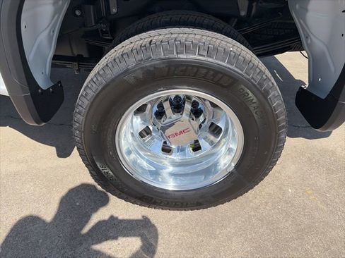 New 2026 GMC Sierra 3500 Pro AWD/4WD image 11