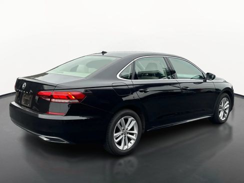 Used 2020 Volkswagen Passat 2.0T SE FWD image 3