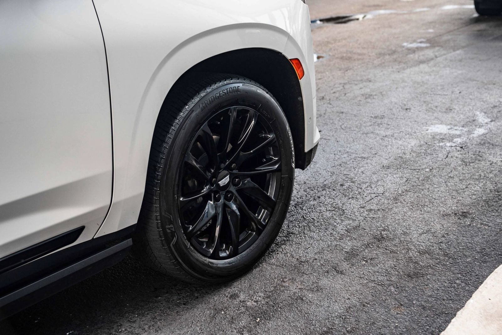 Used 2021 Cadillac Escalade Sport Platinum w/ LPO, ONYX Package AWD/4WD image 13