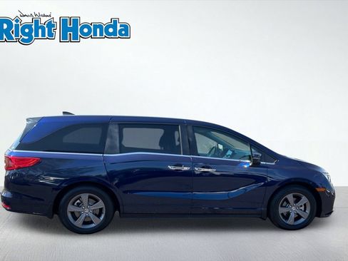 Used 2024 Honda Odyssey EX image 7