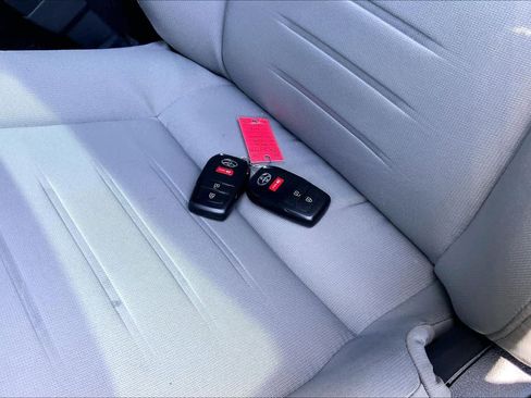 Used 2026 Toyota Tacoma TRD Off-Road AWD/4WD image 14