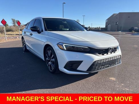 Used 2024 Honda Civic EX-L image 3