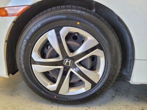 Used 2018 Honda Civic LX image 31