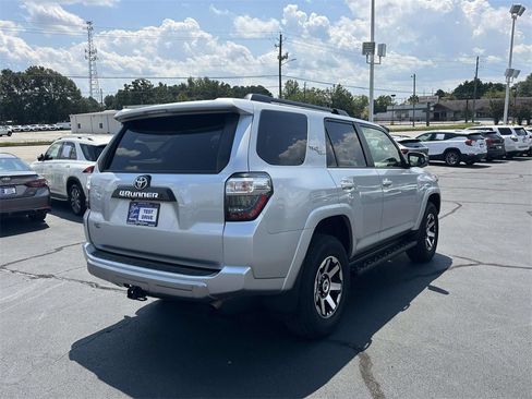 Used 2024 Toyota 4Runner TRD Off-Road Premium image 26