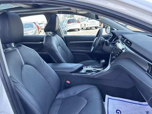Used 2020 Toyota Camry XSE AWD/4WD image 18