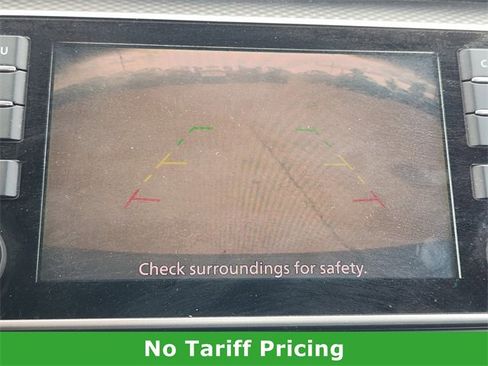 Used 2018 Nissan Kicks SV image 19