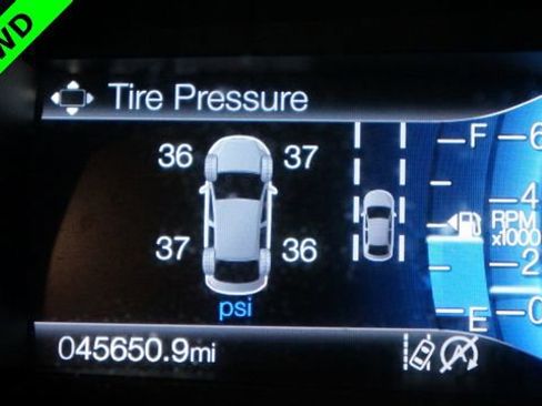 Used 2019 Ford Edge SEL w/ Equipment Group 201A AWD/4WD image 14