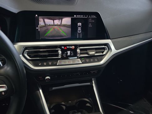 Used 2021 BMW 430i Coupe w/ Convenience Package RWD image 26