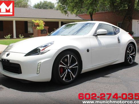 Used 2019 Nissan 370Z Touring Sport RWD image 1