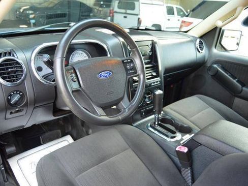Used 2010 Ford Explorer Sport Trac XLT AWD/4WD image 15