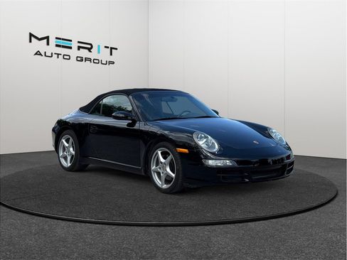Used 2005 Porsche 911 Carrera RWD image 1