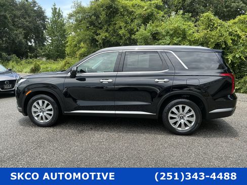 Used 2023 Hyundai Palisade SEL AWD/4WD image 2