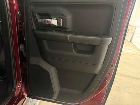 Used 2017 RAM 1500 Laramie w/ Convenience Group AWD/4WD image 27