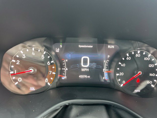 Used 2025 Jeep Compass Trailhawk AWD/4WD image 33