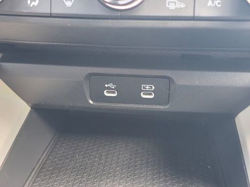 Used 2023 Honda Accord EX image 26