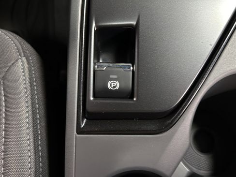 New 2026 Subaru Crosstrek 2.0i Premium AWD/4WD image 38